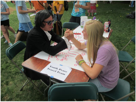 Arm wrestling Alexander Mack at National Youth Conference 2014